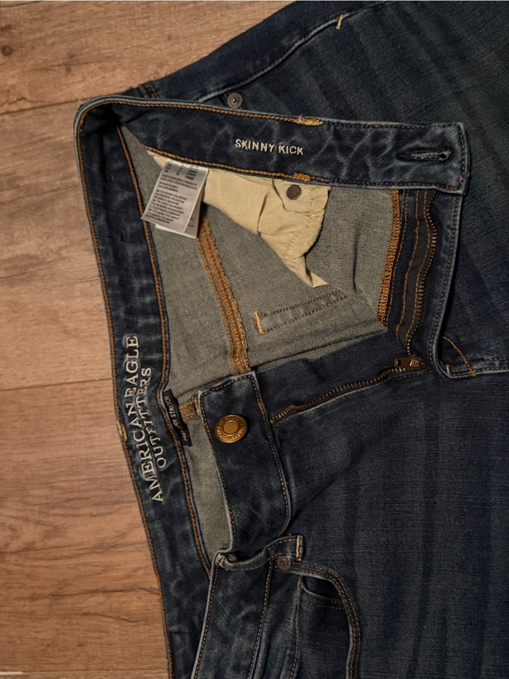 American Eagle skinny kick jeans 14 short - Picture 4 of 9